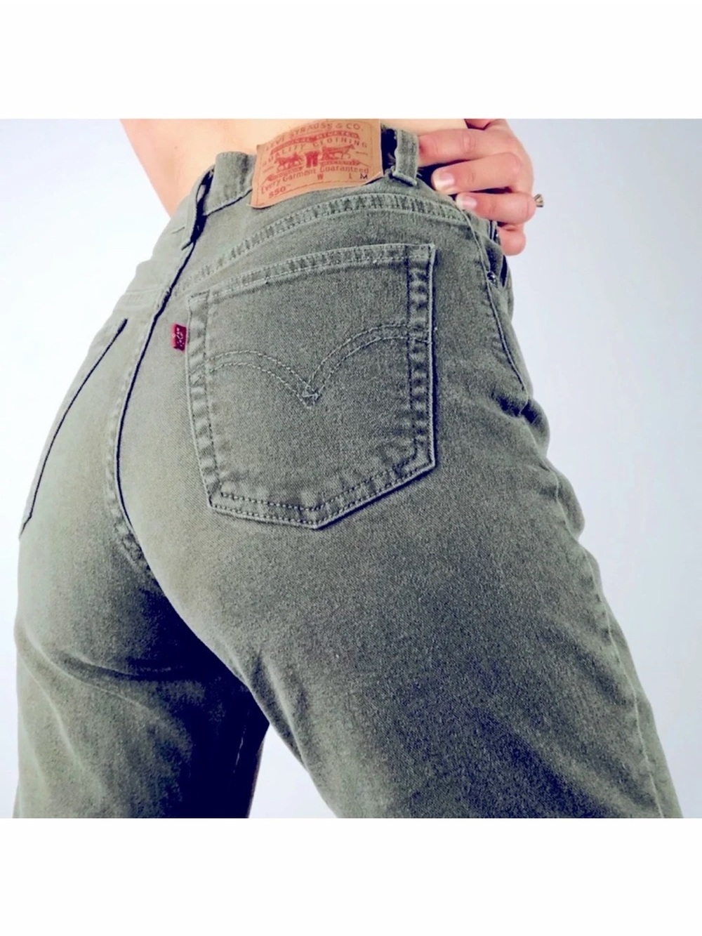 Levi's Olive relaxed fit tapered leg mom jeans